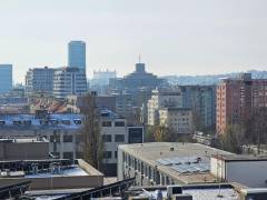  S VÝHĽADOM na HRAD LUXUSNÝ 2 IZB. BYT vo VÝBORNEJ LOKALITE PRI MÝTE 