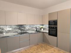  JANOTOVA NOVÝ PO REKONŠTRUKCII EŠTE NEPOUŽÍVANÝ ATYPICKÝ 4 IZB. BYT 