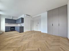  VÝNIMOČNÝ APARTMÁN priamo v centra mesta - projekt UNO Poštová