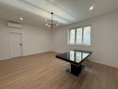  PO REKONŠTRUKCII ešte NEOBÝVANÝ priestranný 3 IZB. byt, Cukrová ul.