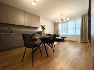 ELEGANTNÝ 2 IZB. BYT s KOBKOU a GAR. STÁTÍM, DISCOVERY RESIDENCE
